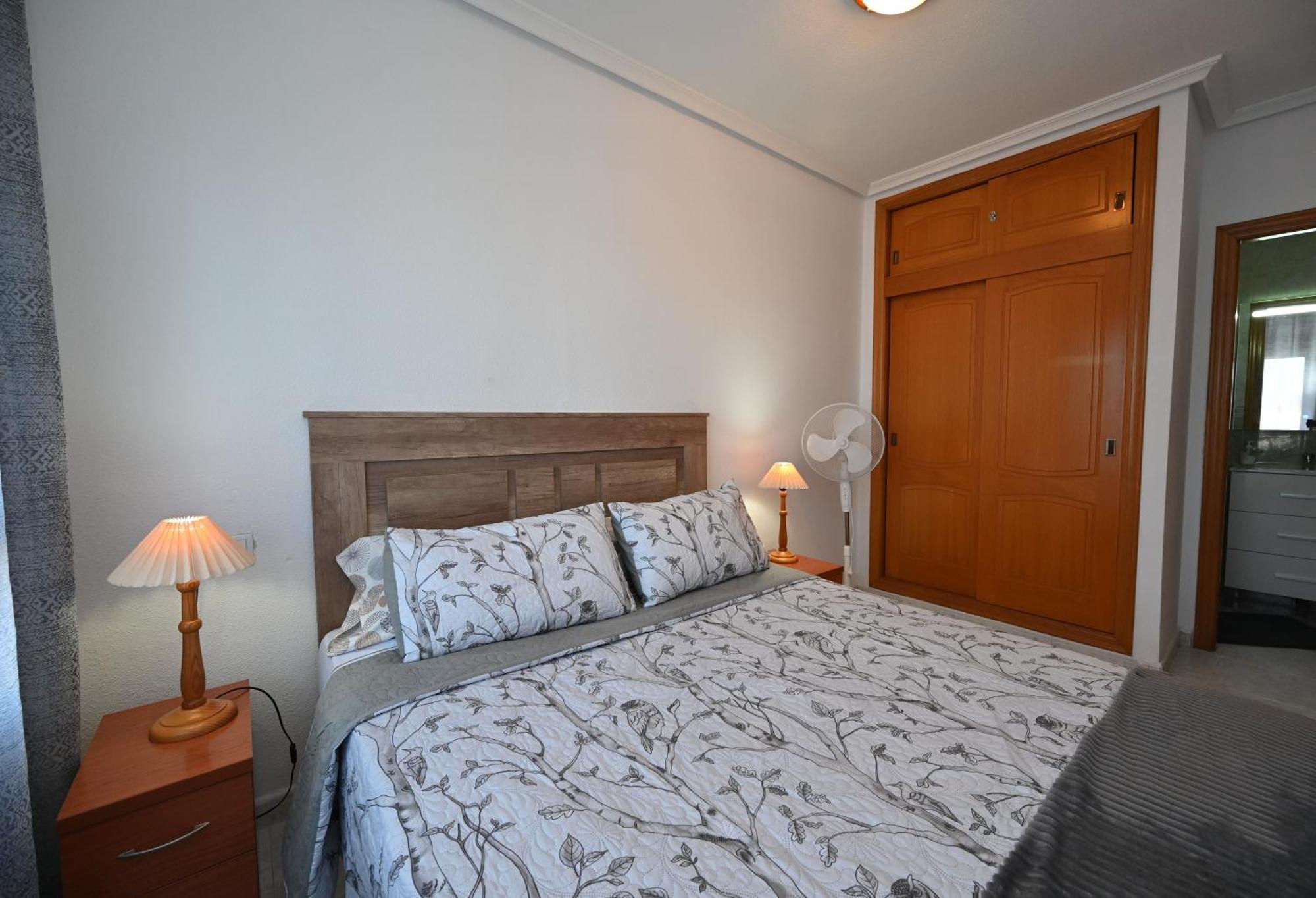 Apartamento En Torrevieja Alicante Екстер'єр фото
